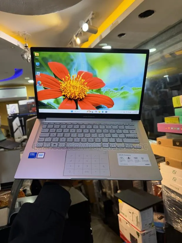 Laptop Asus Vivobook 14 16GB Intel Core i5 SSD 512GB