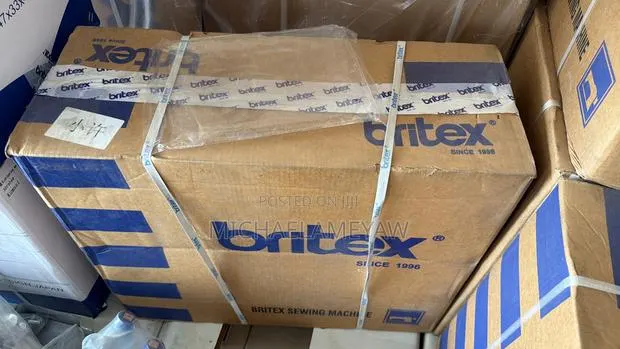 Britex Digital Sewing Machine · Photo 1