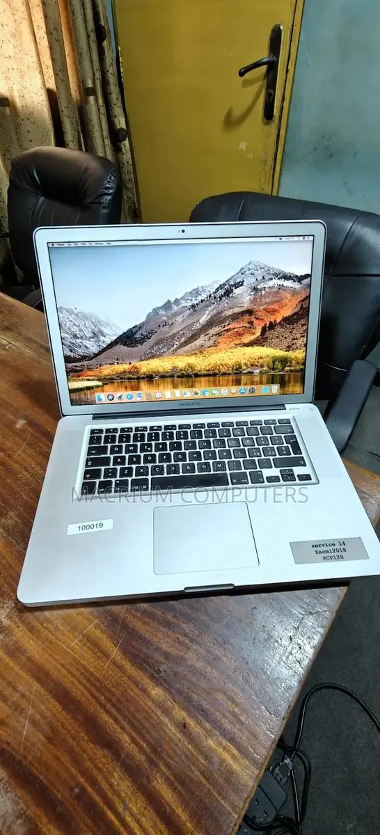 Laptop Apple MacBook Pro 2012 8GB Intel Core I7 SSD 512GB · Photo 1