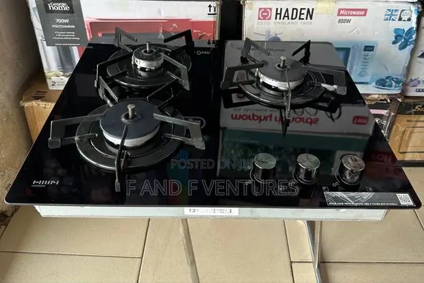 Black Glass Top 3 Burner · Photo 1