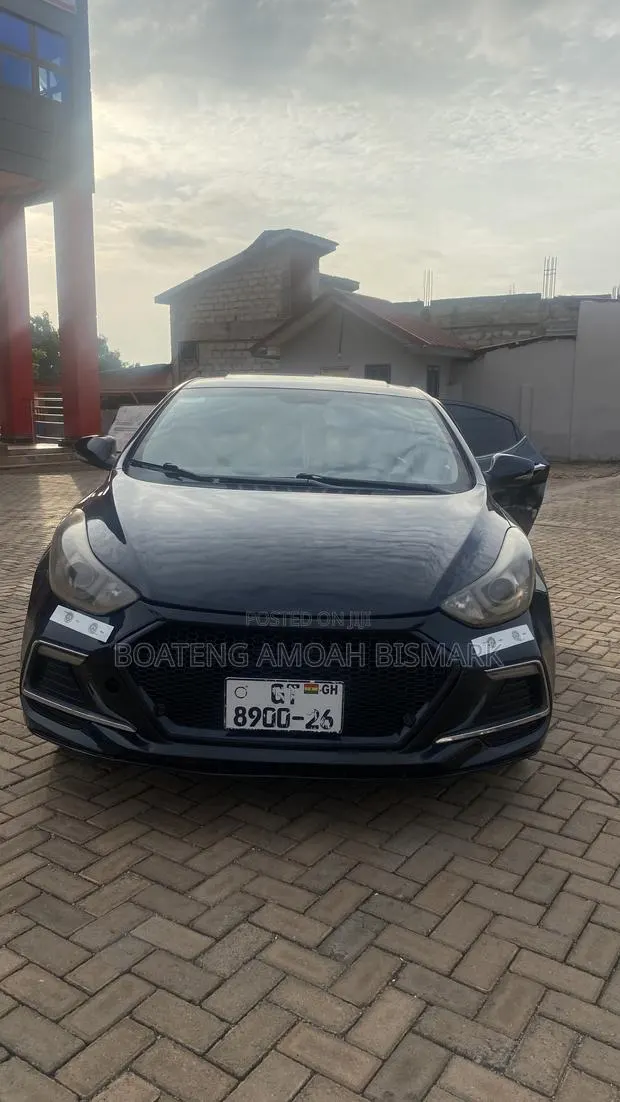 Hyundai Elantra 2014 Black · Photo 1