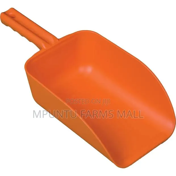 Feed Scooper · Photo 1