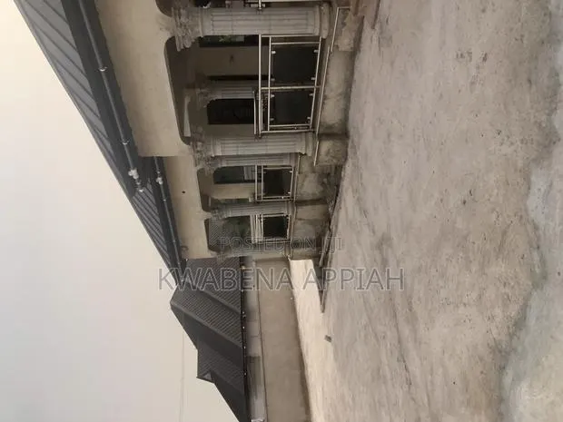 6bdrm House in Mark Estate At, Kumasi Metropolitan for rent · Photo 1