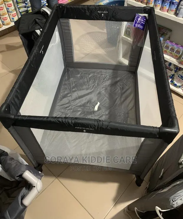Hauk Baby Playpen · Photo 1