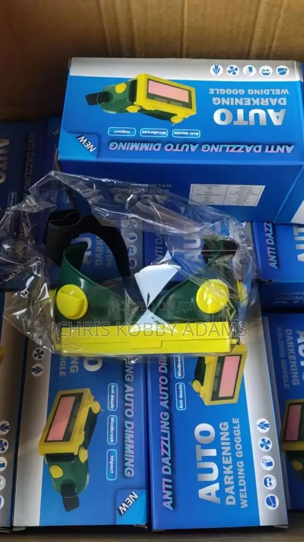 Auto Darkening Welding Goggles (Flexible) · Photo 1