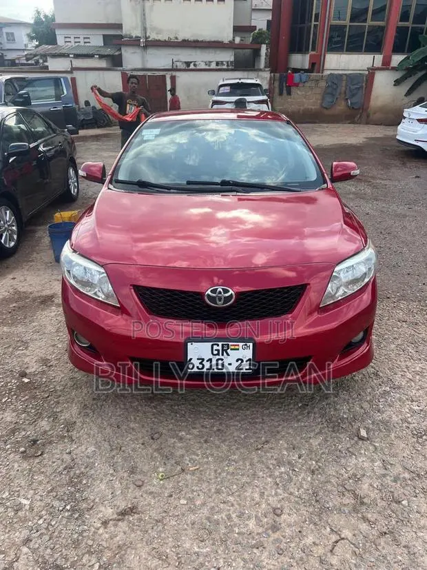 Toyota Corolla 2010 Red