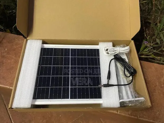 CTG Portable Solar Power Bank · Photo 1