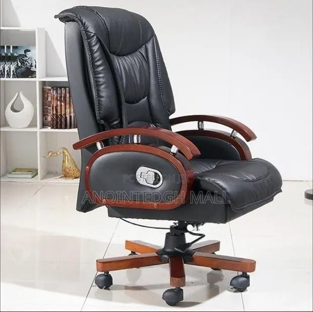 Directors Office Swivel Chair - Blacj · Photo 1