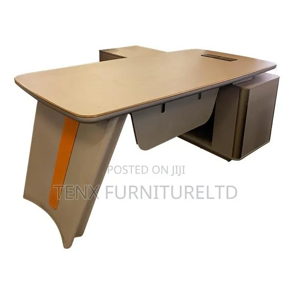 Executive Office Desk (Shapes In) · Photo 1
