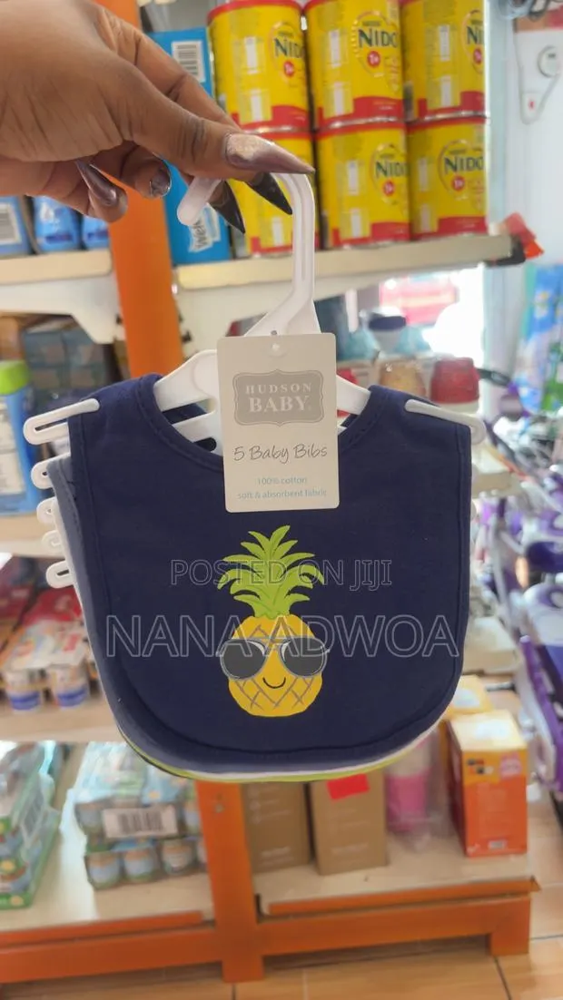 Hudson Baby Bib · Photo 1