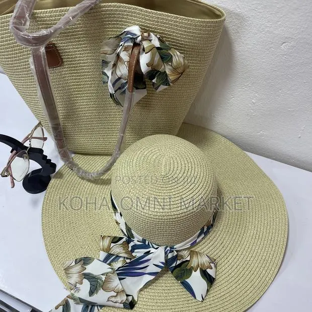 Summer/ Beach Bag +Hat · Photo 1