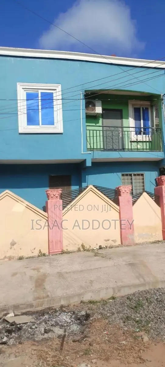 3bdrm Apartment in Spintex Abrantie, Baatsona Total for rent · Photo 1