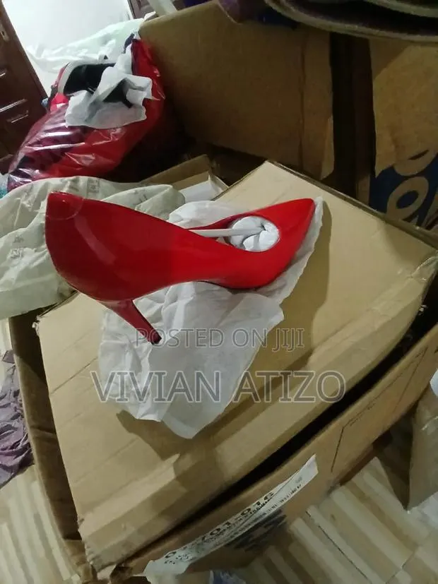 Woman Shoes · Photo 1