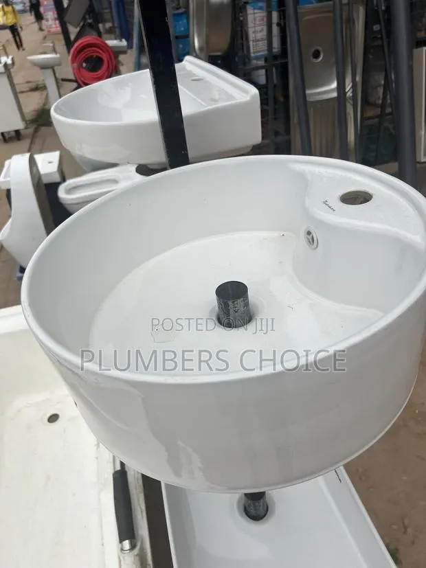 Pedicure Basin · Photo 1