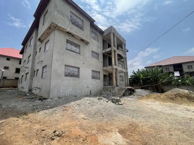 18 Bedrooms Mansion for Sale · Photo 1