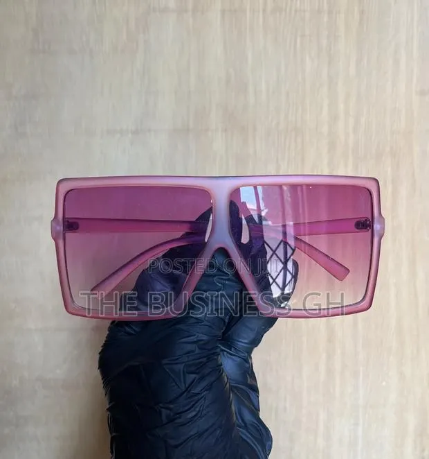 Purple Sunglasses for Women · Photo 1