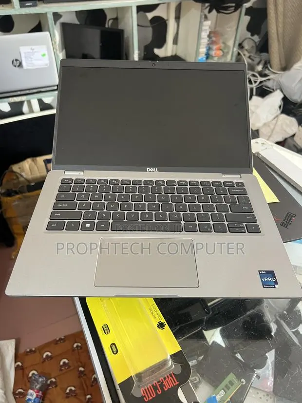 Laptop Dell Latitude 5430 16GB Intel Core i7 SSD 256GB · Photo 1