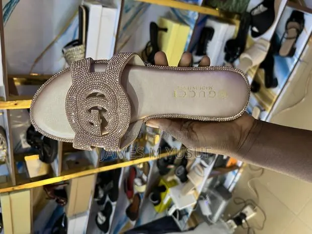 Original Gucci Slippers · Photo 1