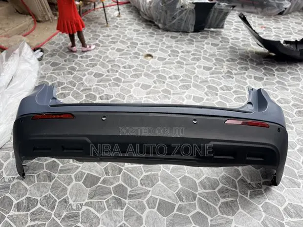 Ford Explorer 2020-2024 Rear/Back Bumper Complete · Photo 1