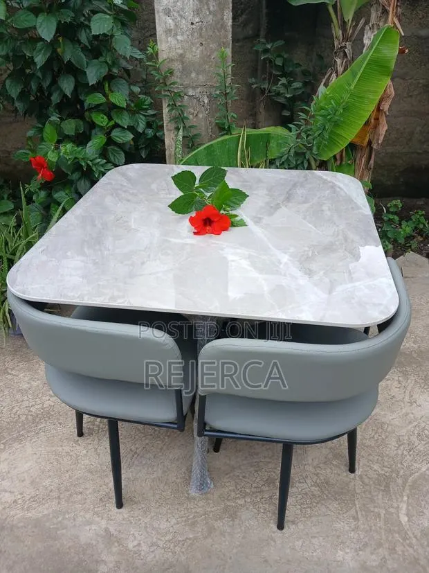 Affordable Dinning Set · Photo 1