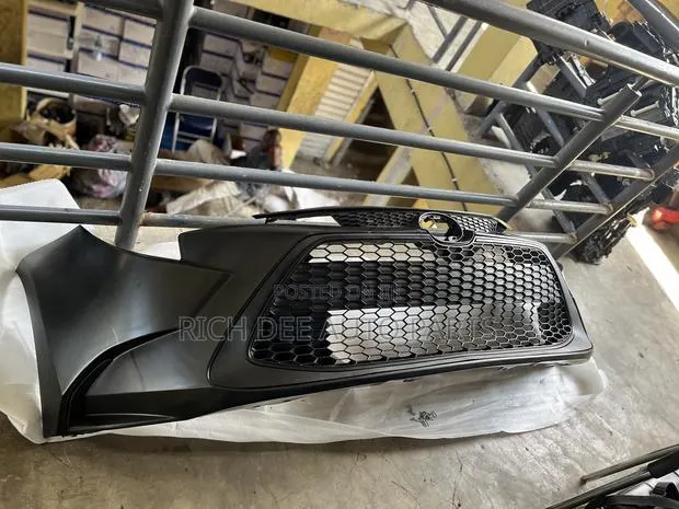 Toyota Corolla 2020 Front Bumper Complete 2020, 2021, 2022 Le. · Photo 1