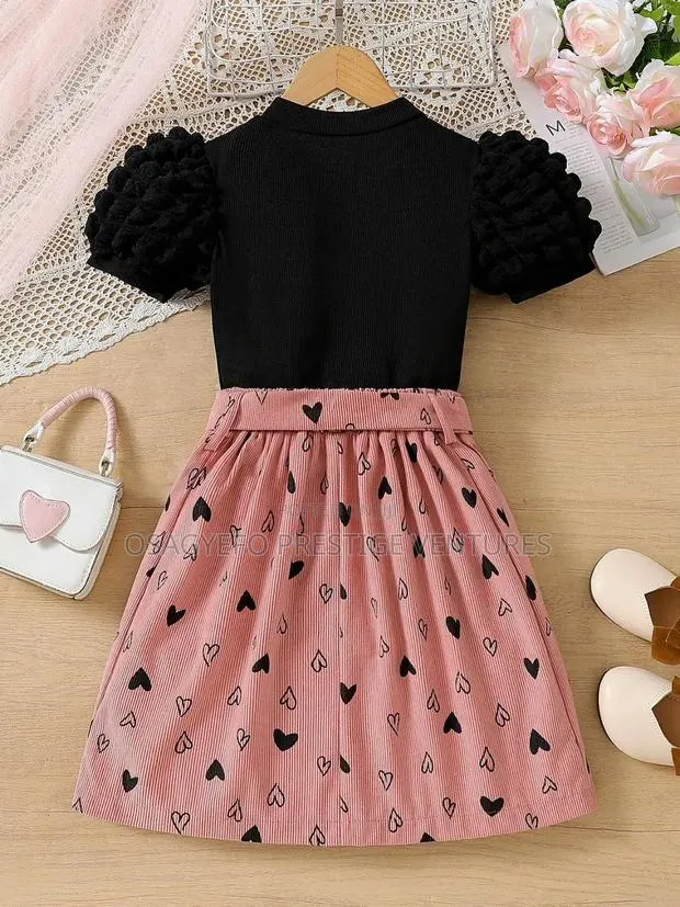 Girls' Heart Print Puff Sleeve Top Skirt Set · Photo 2