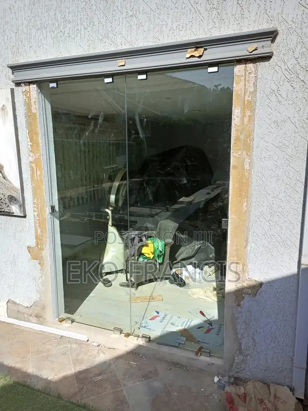 Fixed Glass Tempered · Photo 1