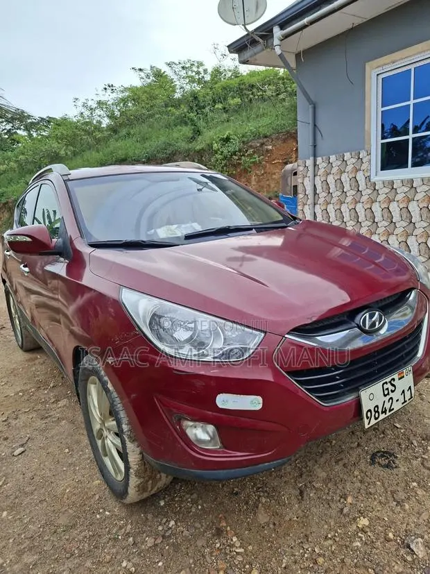 Hyundai Ix35 2.0 CRDI 2011 Red · Photo 1