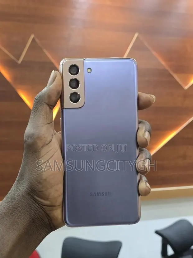 Samsung Galaxy S21+ 5G 128 GB Purple · Photo 1