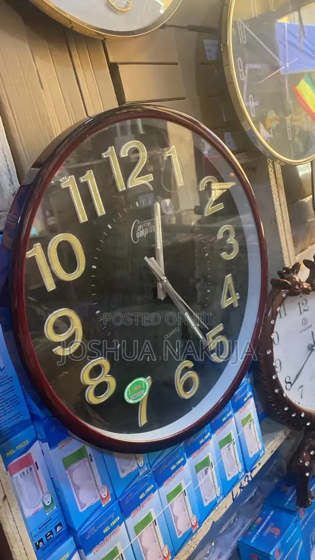 House Clock · Photo 1