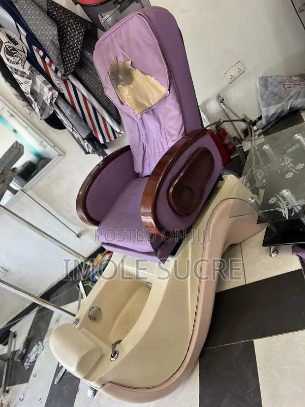 Salon Pedicure Machine · Photo 1
