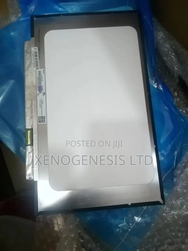 14.0 Universal Edgeless Screen 30 Pins · Photo 1