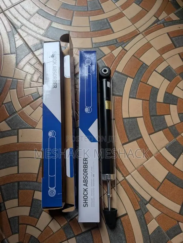 Mitsubishi Mirage Back Shocks · Photo 1
