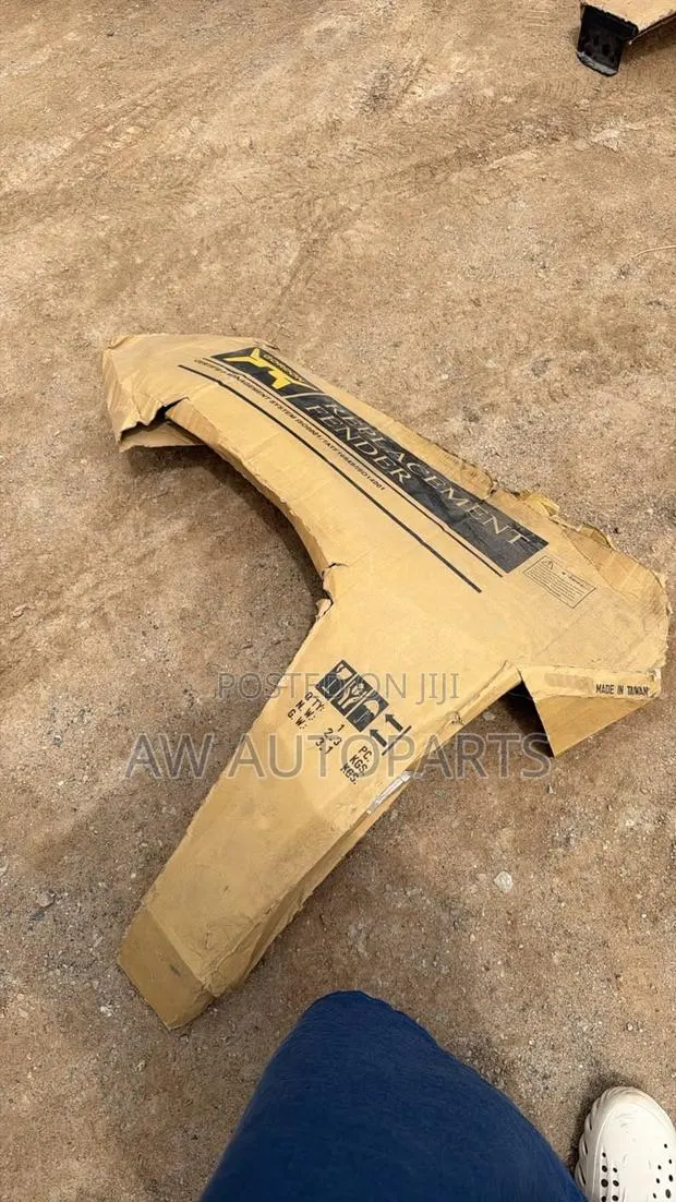 Toyota RAV4 06-12 Fender · Photo 1