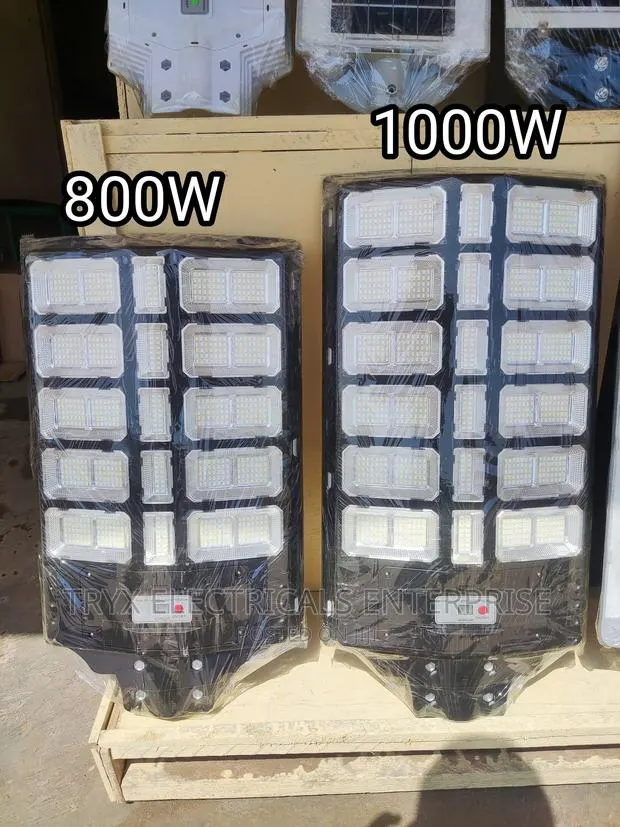 800W 1000W Solar Street Light - Wide Angle · Photo 1