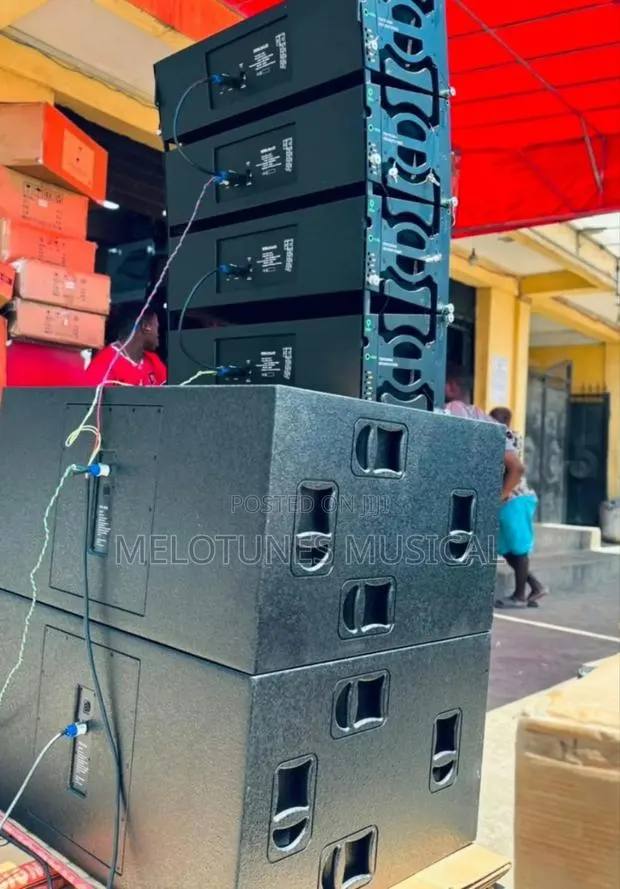 2pairs RCF 12inches Line Array Speakers With RCF Double Bass Speakers · Photo 1