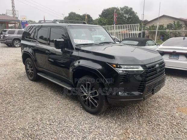 Lexus GX 550 Luxury 4WD 2025 Black · Photo 1