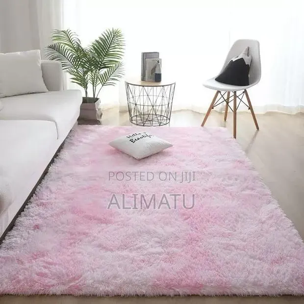 Fluffy Mat for Sale · Photo 1
