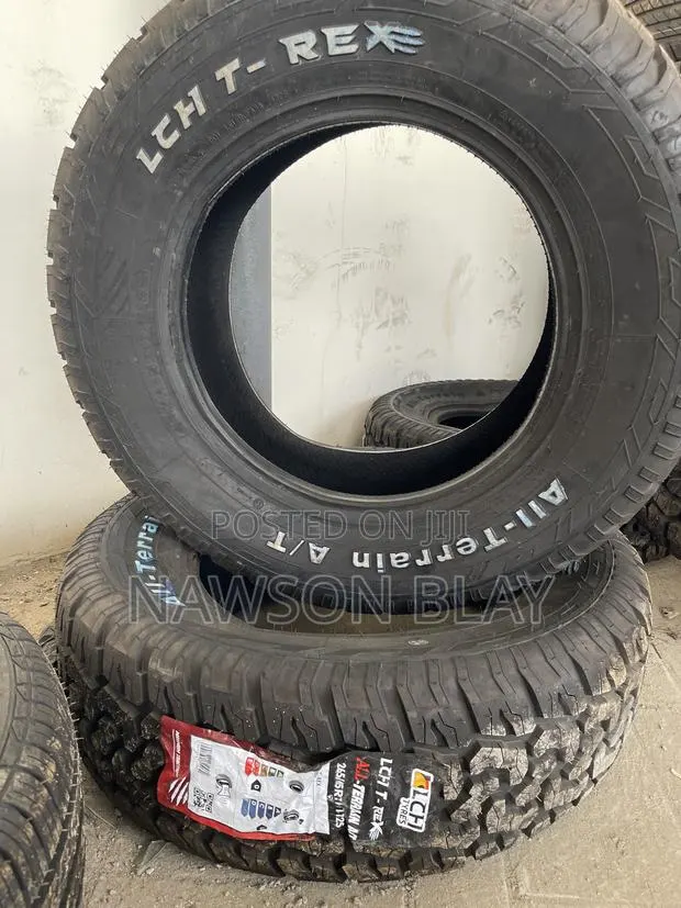 265 65R17 Vehicle Tyre for Sale · Photo 1