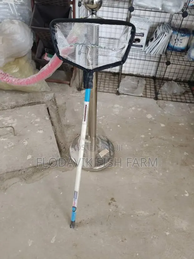 Fish Scooping Net Long Handle · Photo 1
