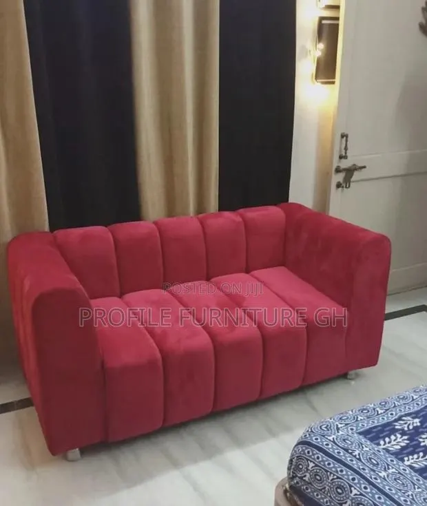 Pristine Red-wine 2in1sofa // Free Delivery · Photo 1