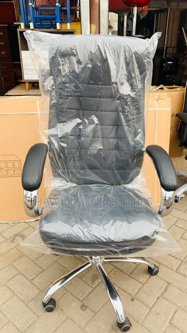 Office Chair · Photo 1