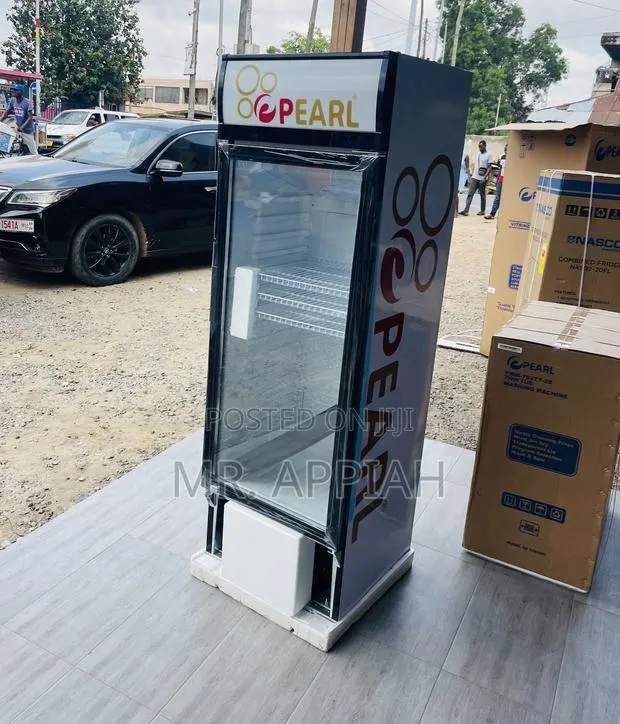 Buy Classic Pearl PVC-316-2b 1 Door Beverage Cooler. · Photo 1