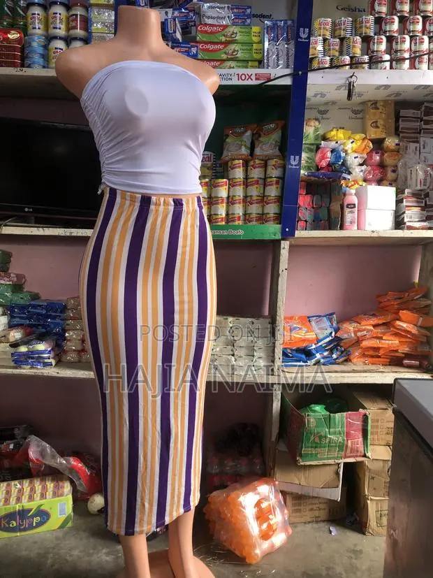 Fitting Skirts · Photo 1