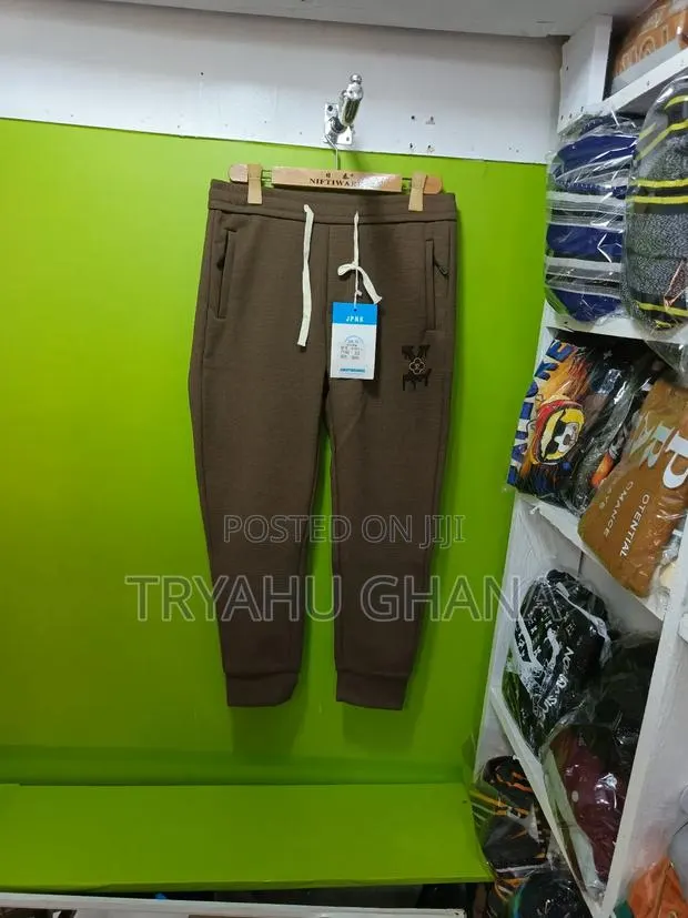 Every Day Louis Vuitton Joggers/Shop Now At Tryahu, Size 33 · Photo 1