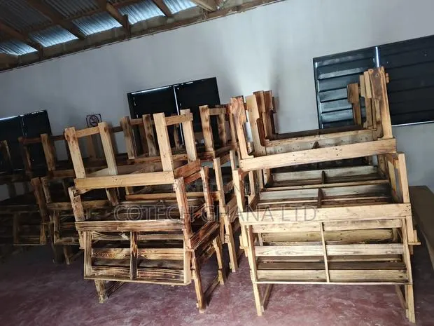 Set of Restaurant and Pub Chairs · Photo 1