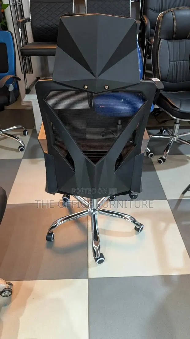 Mesh Swivel Chair · Photo 2