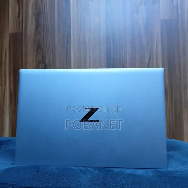New Laptop HP ZBook Firefly G8 16GB Intel Core i7 SSD 512GB · Photo 1