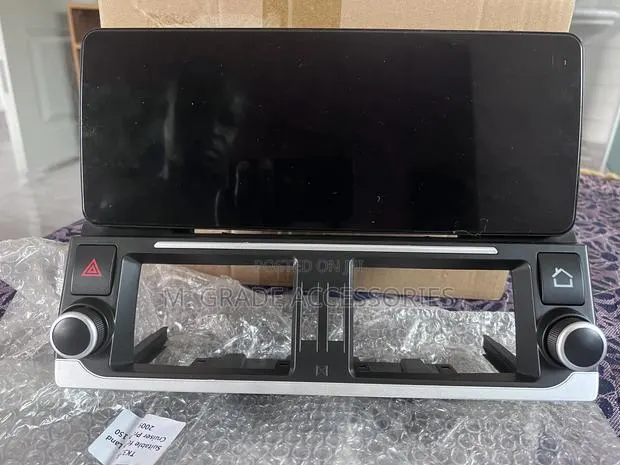 2009 Land Cruiser Prado Premium Ultrawide Apple Carplay Screen