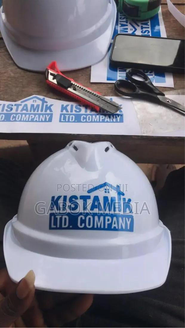 Customize Helmet · Photo 1